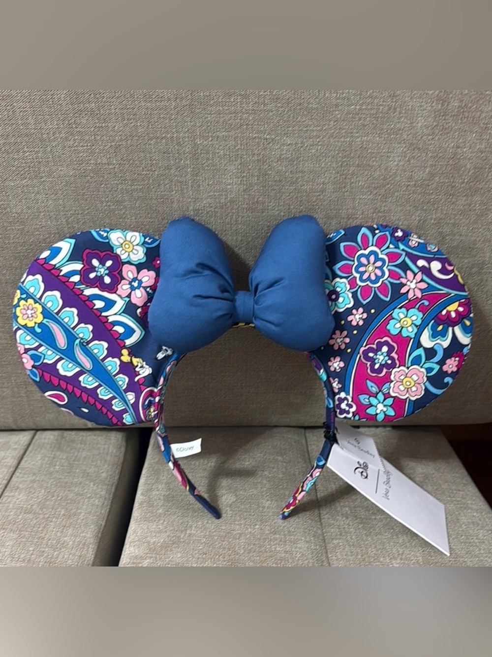 Vera Bradley Disney Sensational Six Paisley Minnie Mouse Ears Headband NWT